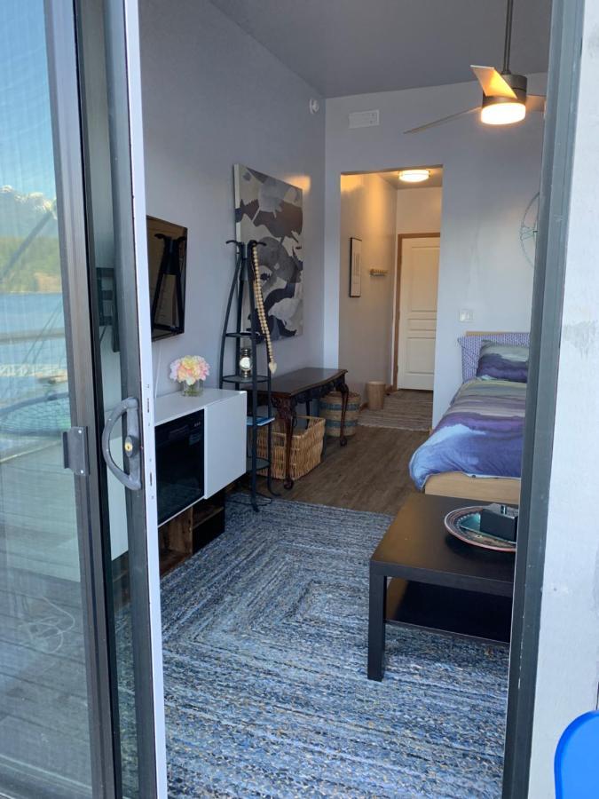 Earls Cove Orca View Bed & Breakfast Egmont Bagian luar foto